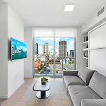 Stylish Stay In The Heart Of Miami - Walk To Bayside & Bayfront Park