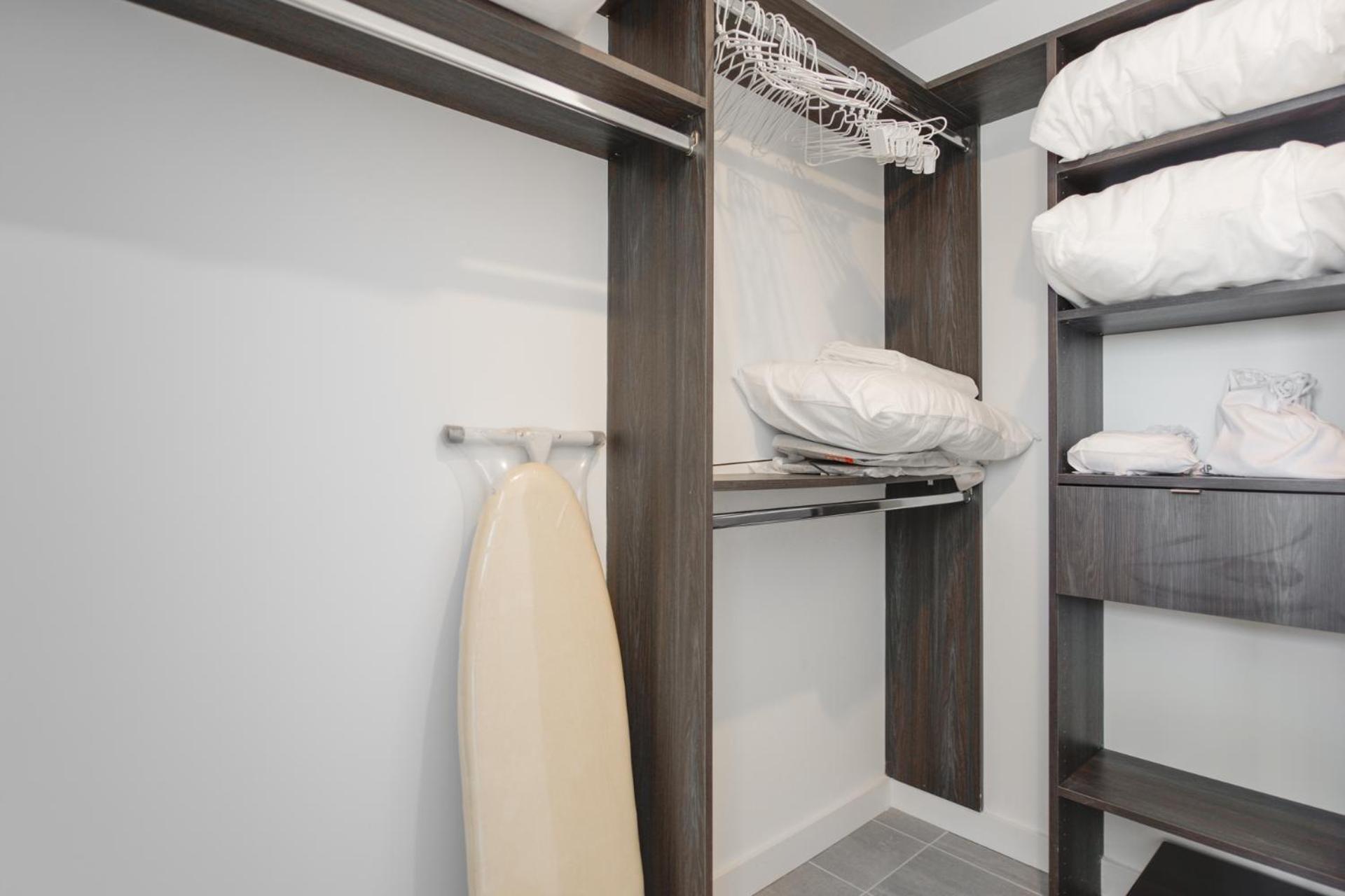 Stylish Stay In The Heart Of Miami - Walk To Bayside & Bayfront Park Apartment